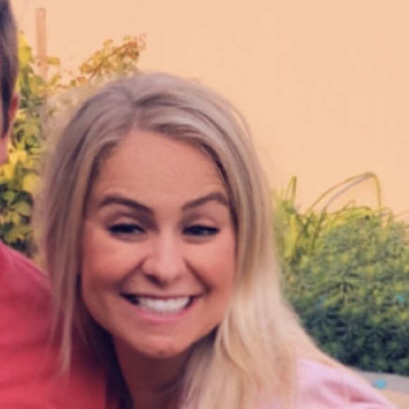 ashleymosmond